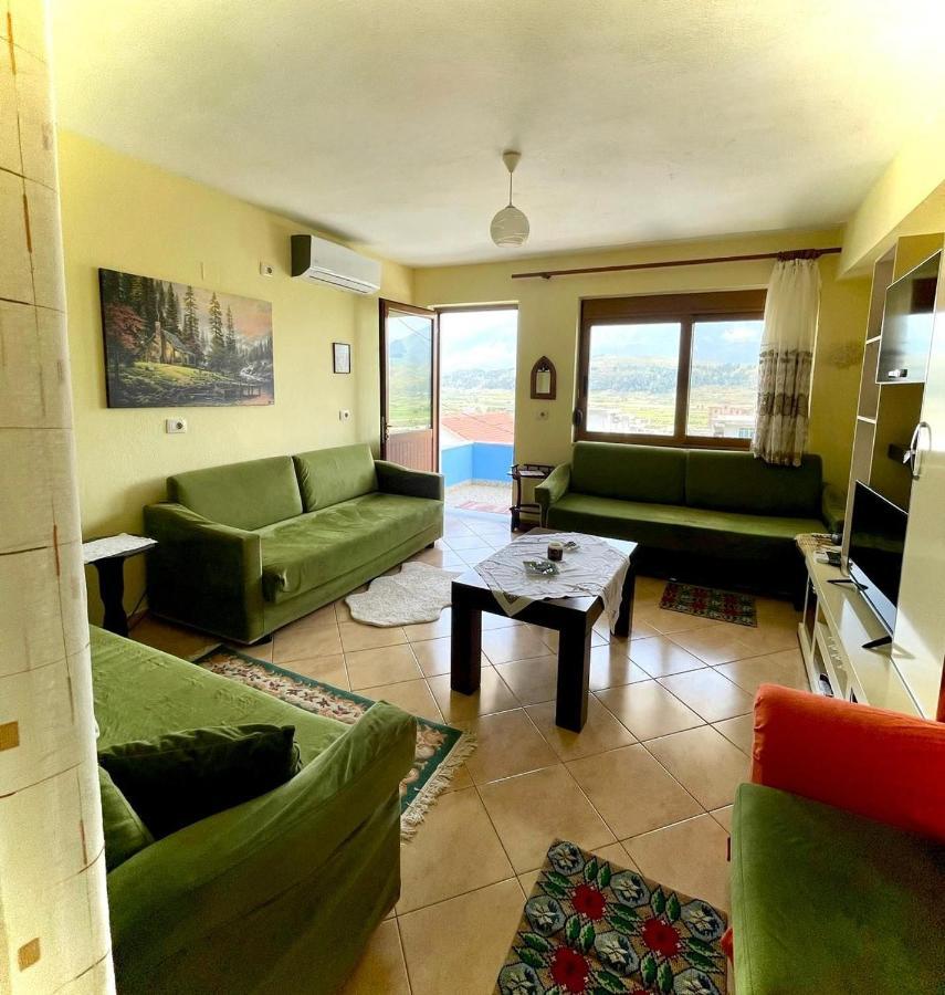 Blue Guesthouse Gjirokastër Dış mekan fotoğraf